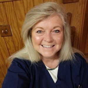 Meet your Posher, Teri